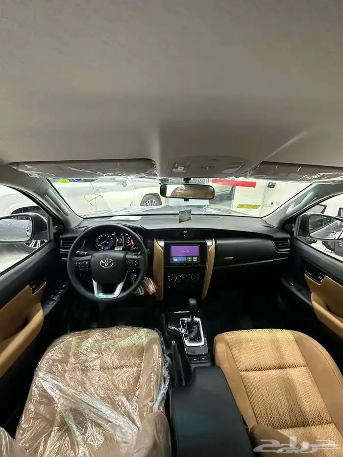 تويوتا فورتشنر 2025 GX2 بنزين كاش وتقسيط جميع البنوك 4