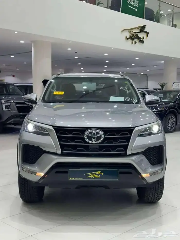 تويوتا فورتشنر 2025 GX2 بنزين كاش وتقسيط جميع البنوك 0