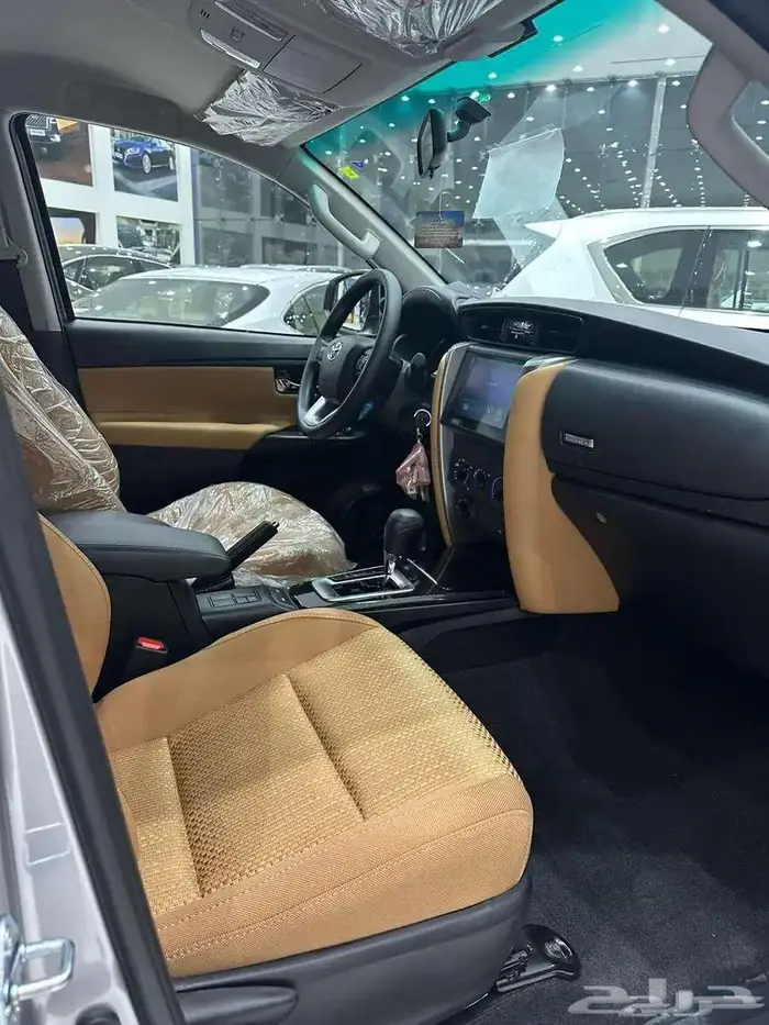 تويوتا فورتشنر 2025 GX2 بنزين كاش وتقسيط جميع البنوك 5