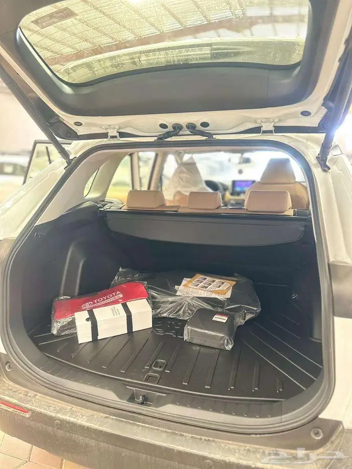 تويوتا راف فور نص فل 2025 7