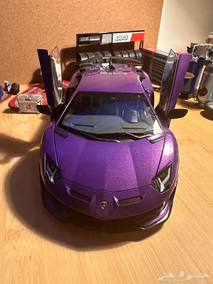 Lamborghini Aventador SVJ (2019)  AUTOart 1 18 مجسم 5