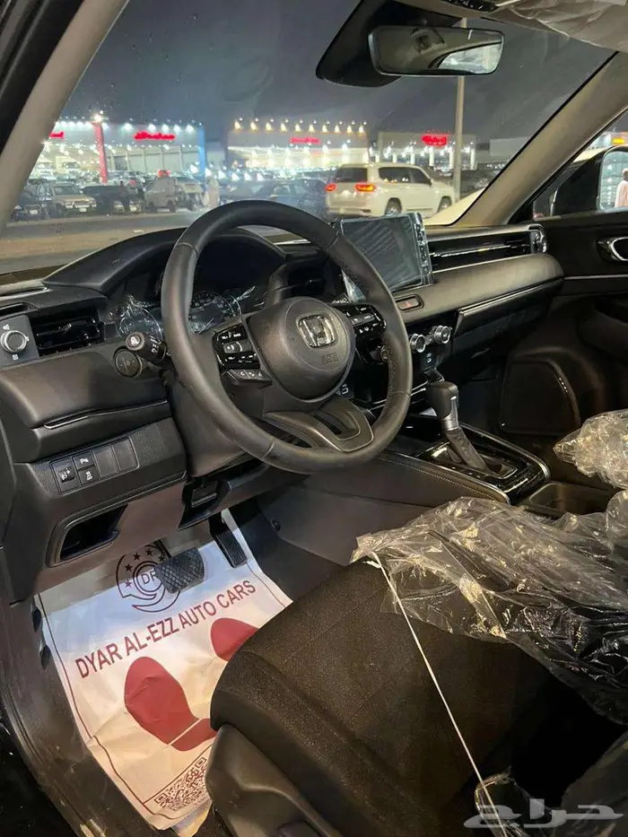 هوندا HR_V LX نص فل 2025 3