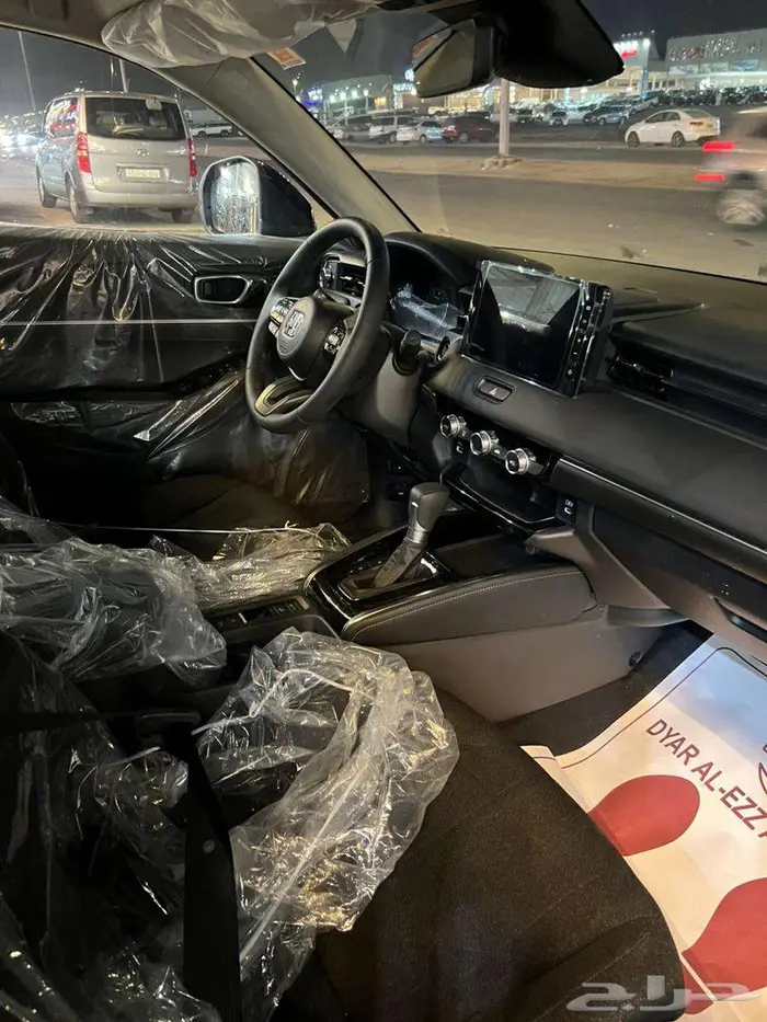 هوندا HR_V LX نص فل 2025 9