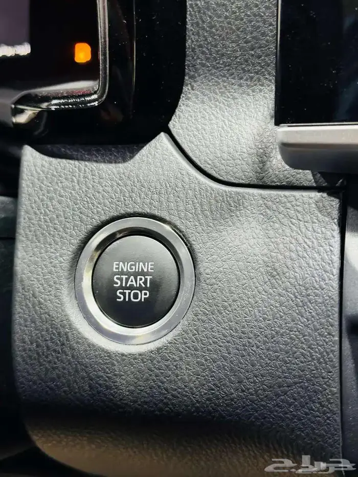 كامري طيس بريمي 2025 اسود 17