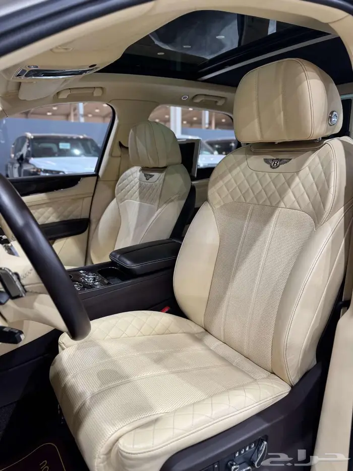 بنتلي بنتاقا موديل 2018 5