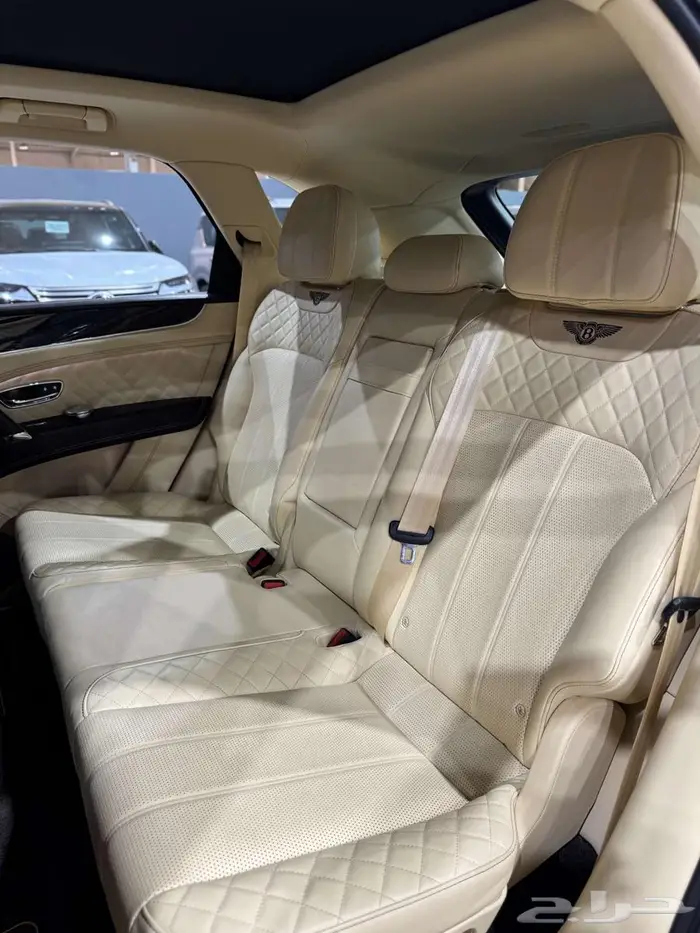 بنتلي بنتاقا موديل 2018 7