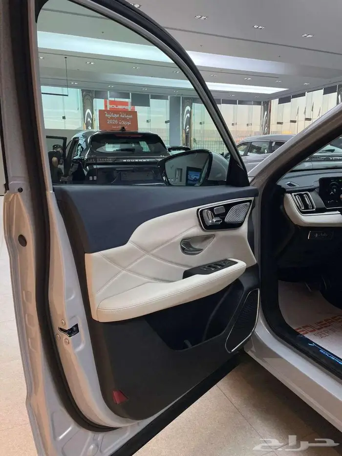 s07 2026 Lux من ساوايست 5