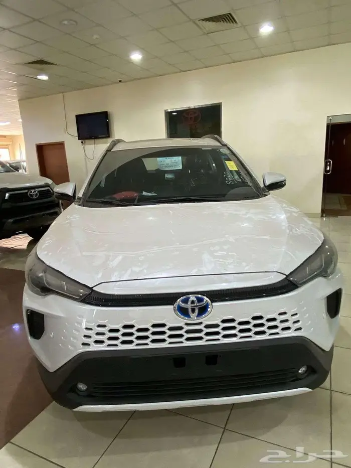 كورولا كروس الموديل 2025 1