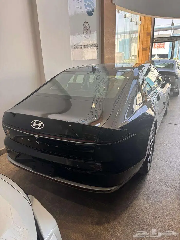 هونداي ازيرا كلاسيك 2026 المجدوعي اسود 2