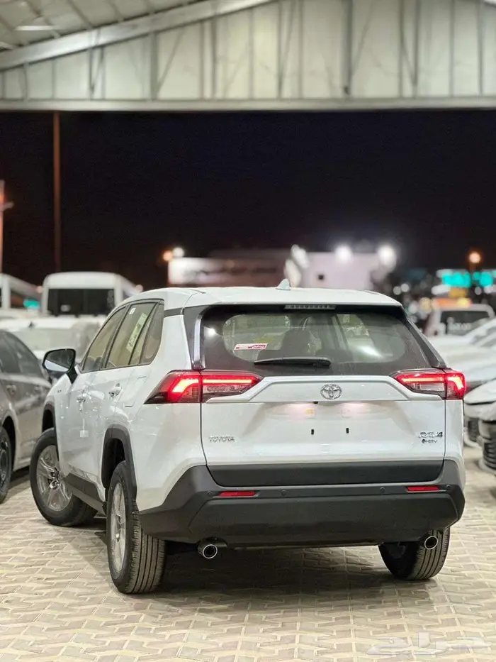 تويوتا راف فور استاندر دبل هايبرد 2025 4