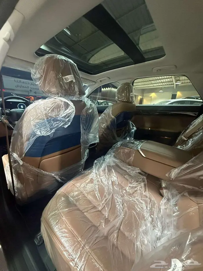 هيونداي أزيرا بريميوم 2025 شبه الجديد 24