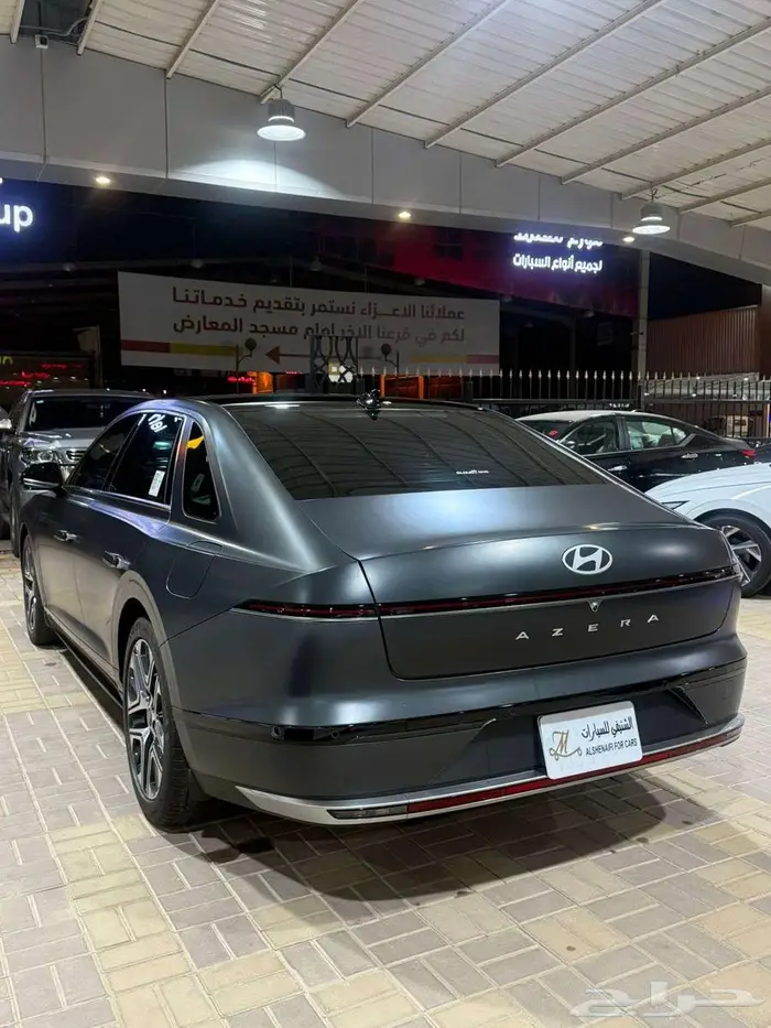 هيونداي أزيرا بريميوم 2025 شبه الجديد 4