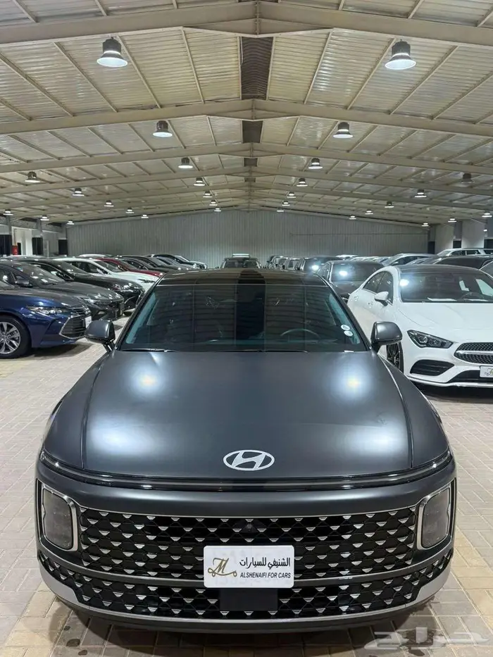 هيونداي أزيرا بريميوم 2025 شبه الجديد 6