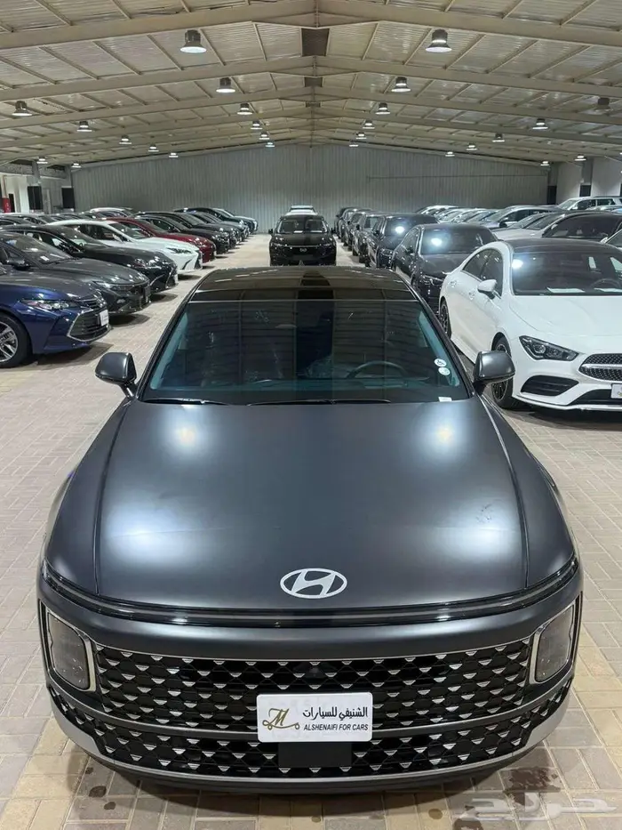 هيونداي أزيرا بريميوم 2025 شبه الجديد 0