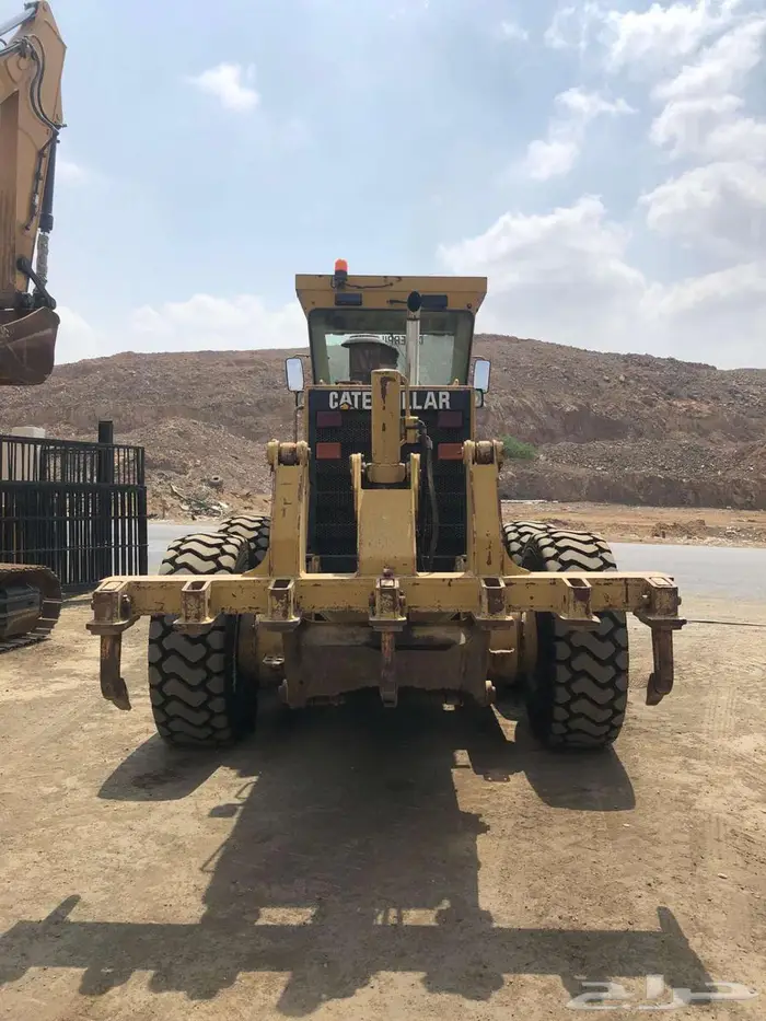 قريدر 14H موديل 2001 قير عادى معرض رواد المعدات 6