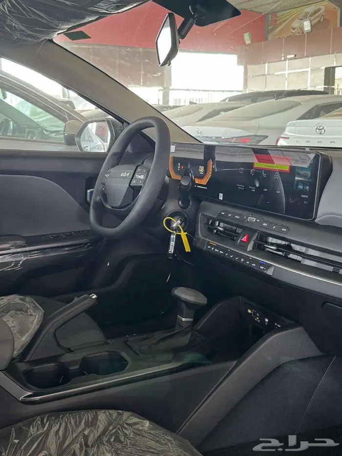 كيا k4 ستاندر مكينة 1600 2026 لون اسود اقل سعر 3