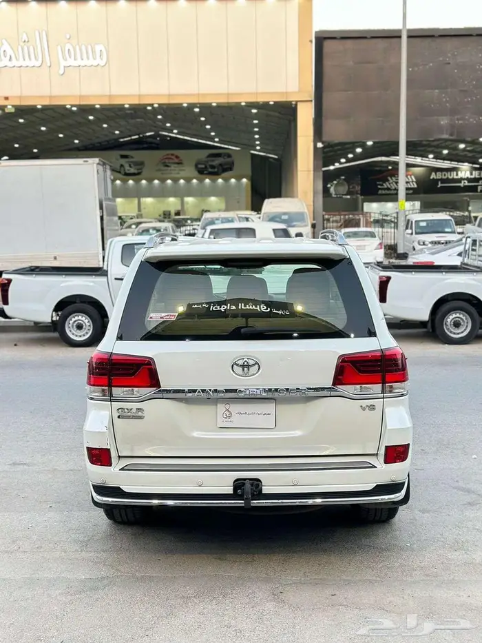 تويوتا لاندكروزر تورينق موديل 2021 ديزل 5