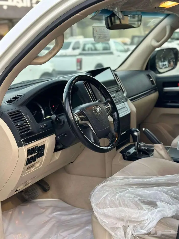 تويوتا لاندكروزر تورينق موديل 2021 ديزل 6