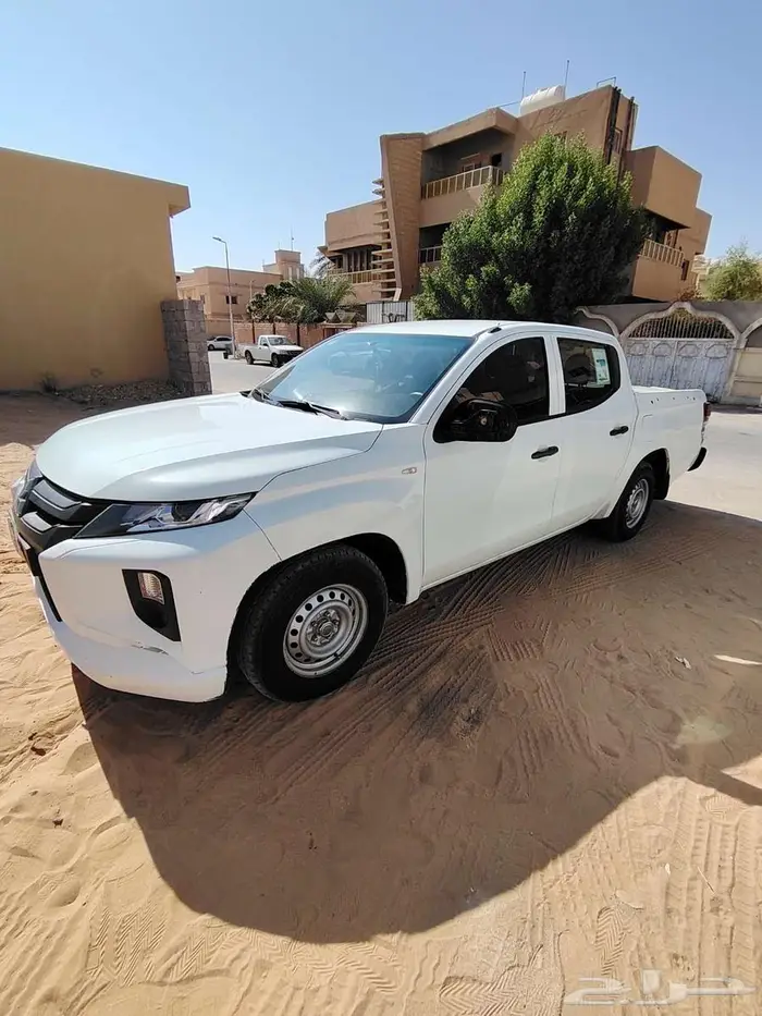 ميتسوبيشي غمارتين للإيجار الشهري 1