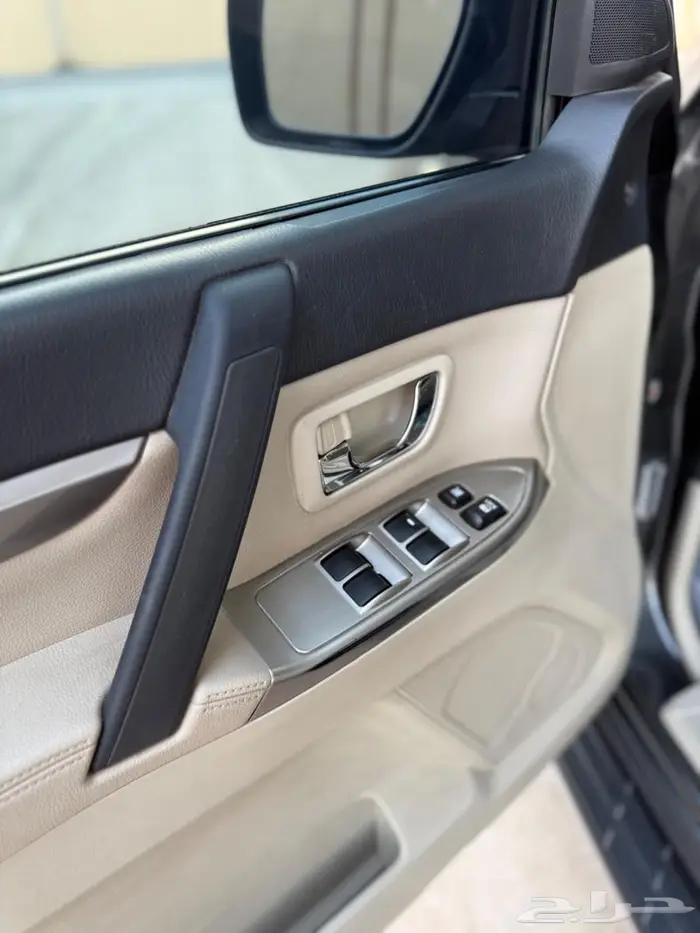 ميتسوبيشي باجيرو 2022 فل كامل قمة النظافة 6