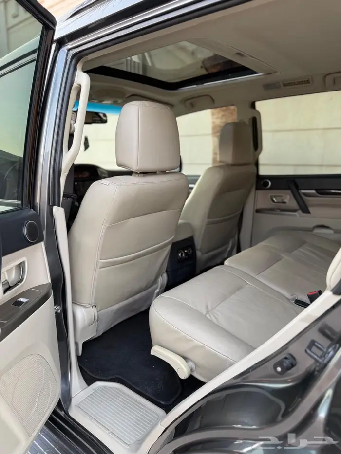 ميتسوبيشي باجيرو 2022 فل كامل قمة النظافة 8