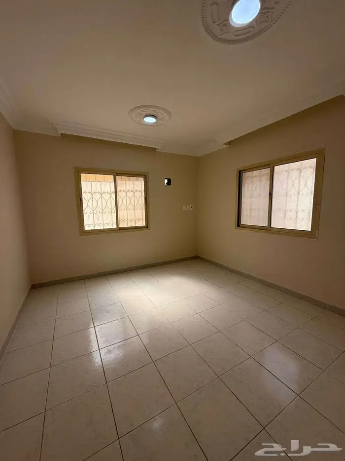 شقه في حي الشاطىء في الدمام 3