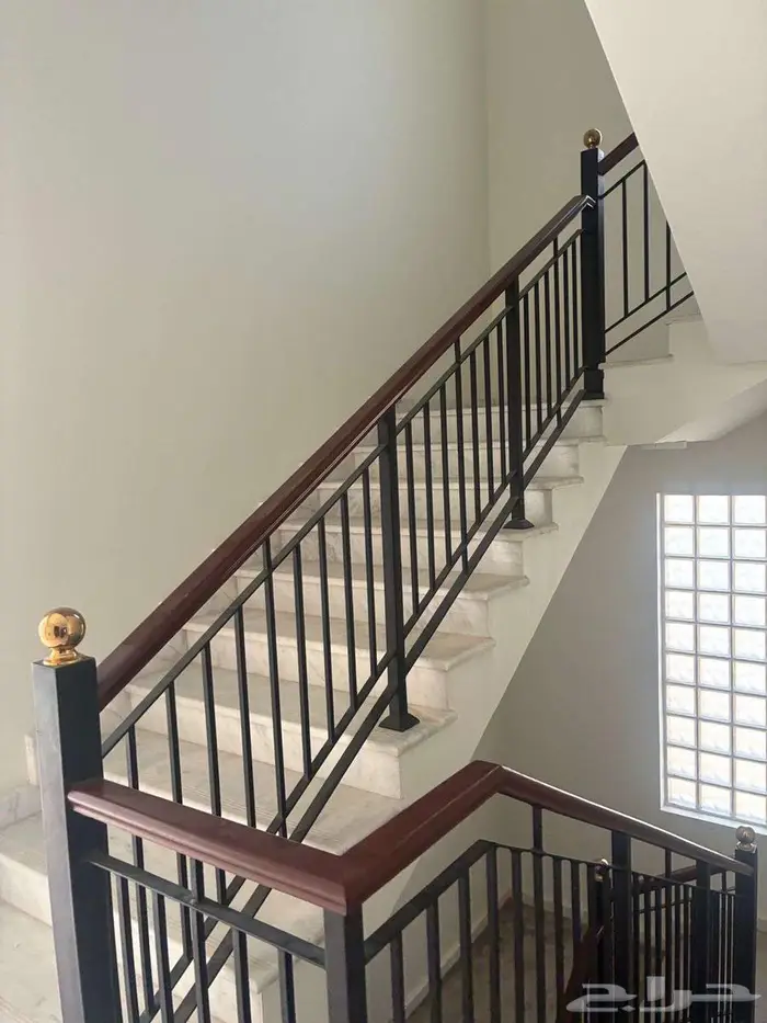 للبيع فيلا في المطرفية   الريحان 3 بيوت ارامكو 5