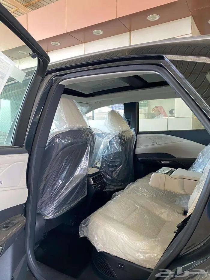 لكزس RX 350 BH هايبرد 2024 - أقل سعر ابيض واسود لدى الفريدي 4