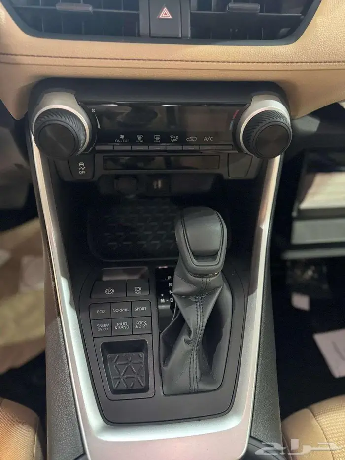 تويوتا راف فور بنزين le 4 4موديل 2025 6