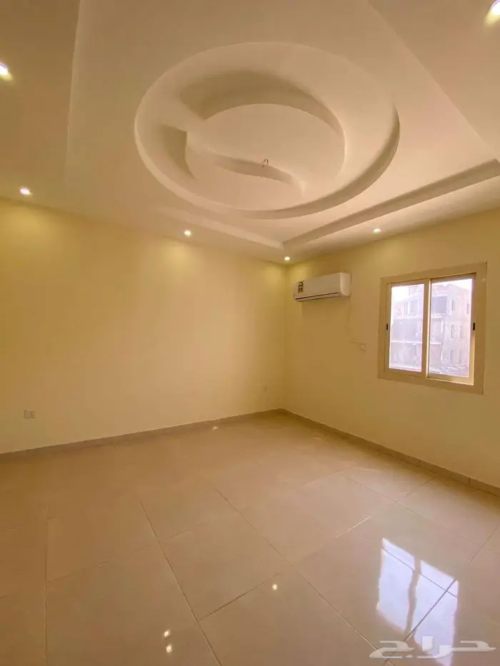 شقة للإيجار في شارع ابن زين الدين  حي الروضة 10