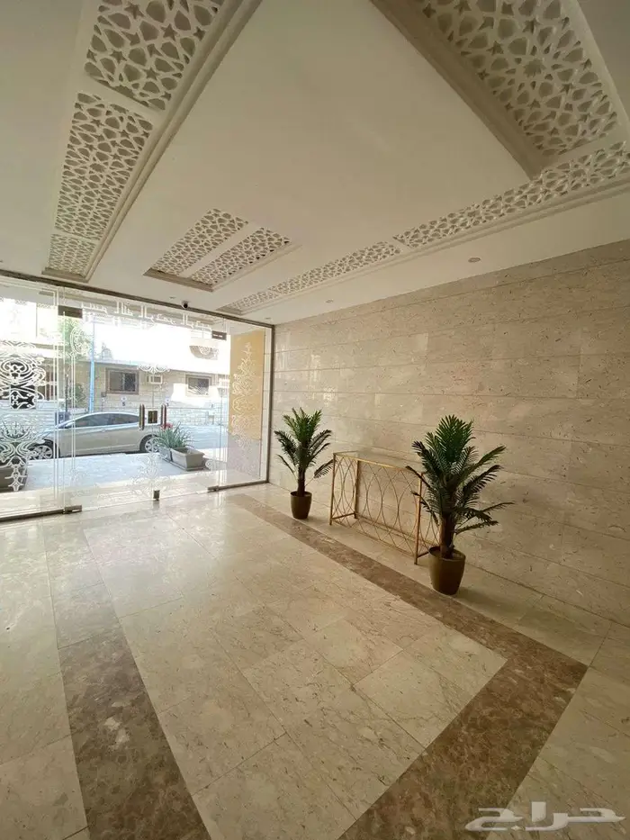 شقة للإيجار في شارع ابن زين الدين  حي الروضة 1