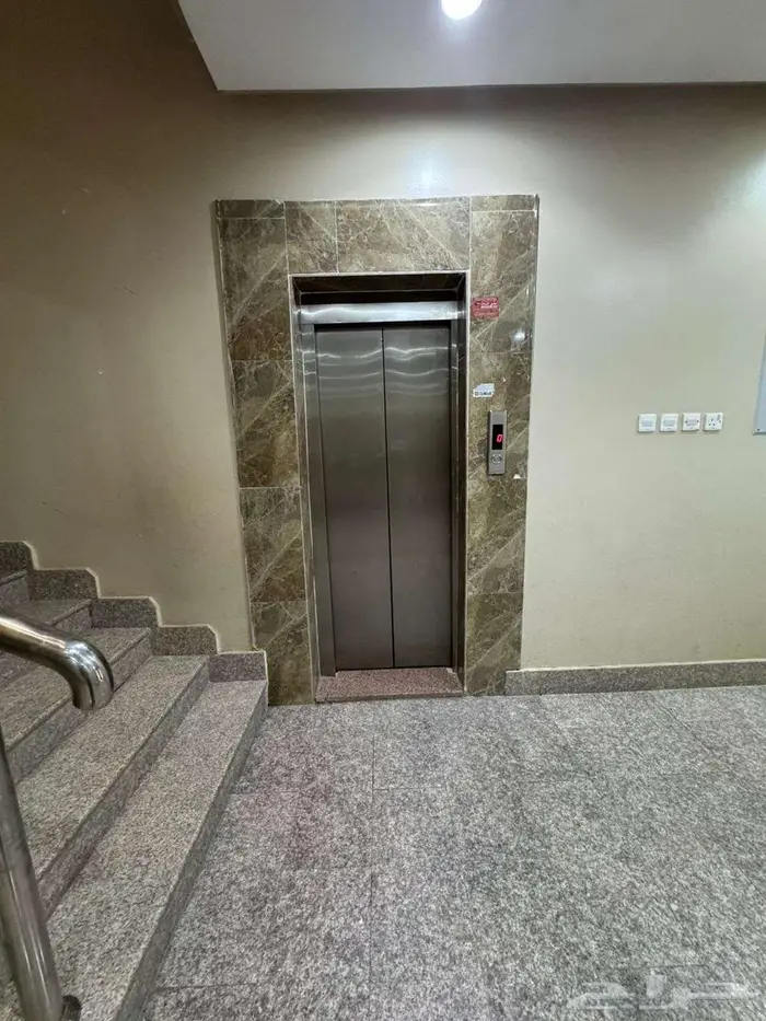 عمارة للبيع في حي قرطبة برياض 3