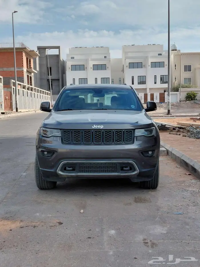 جراند شيروكي v6 2017 0