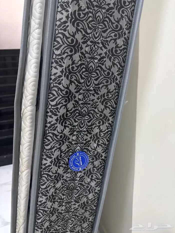 مرتبة سرير نفرين لوجه الله للمحتاج فقط. 1