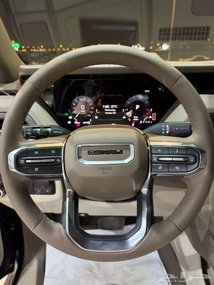 يوكن 2025 دينالي خليجي أسود كاش ولأقساط 10