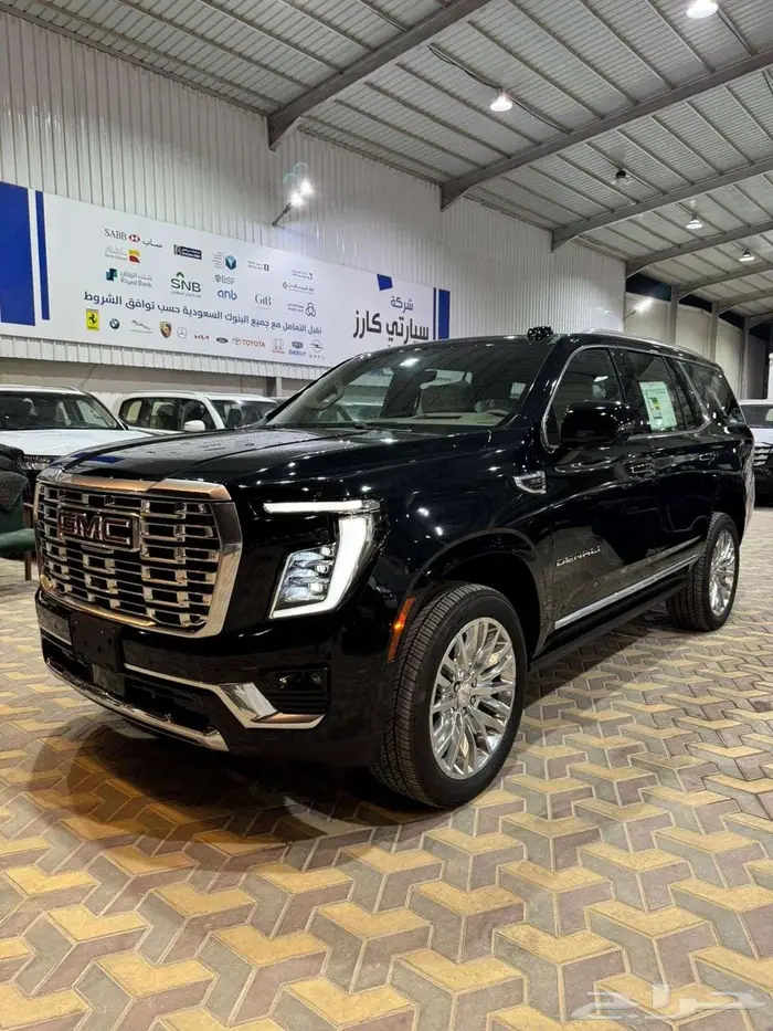 يوكن 2025 دينالي خليجي أسود كاش ولأقساط 0