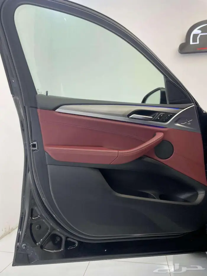 بي ام دبليو2021 IM30 X4 28