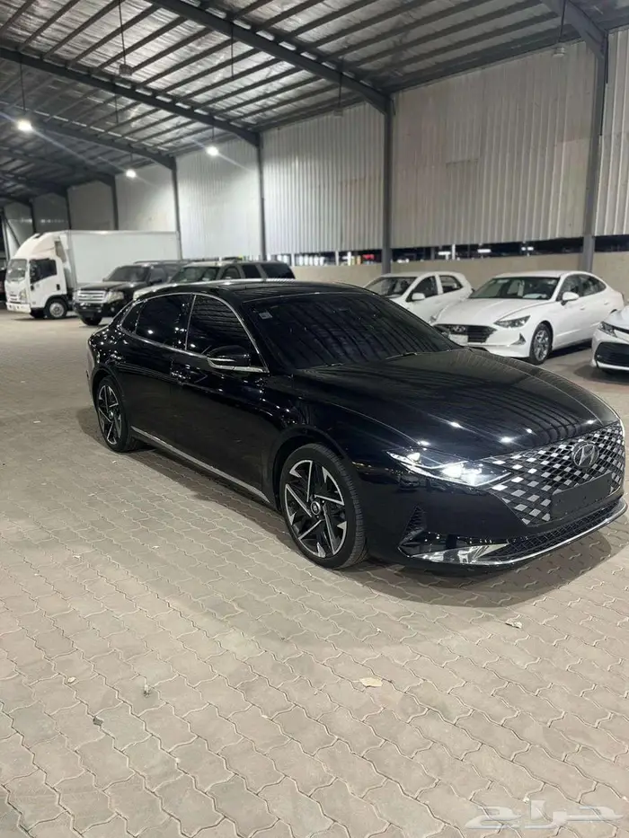 هيونداي ازيرا اسود 2020 وارد كوري شرط 3