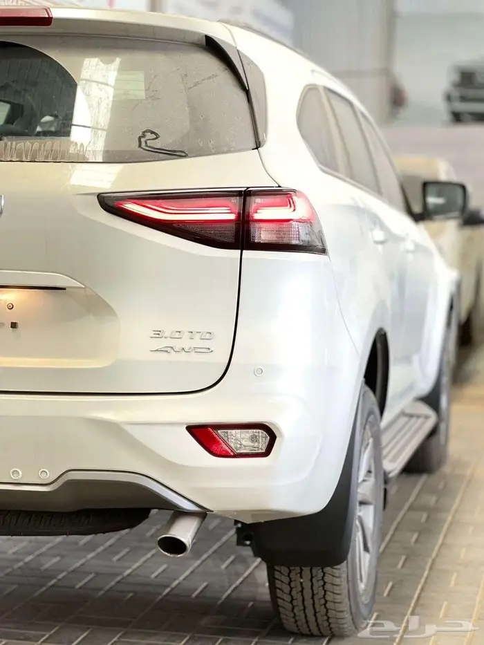 ايسوزو MUX و 2025 2024 ام يو اكس 4