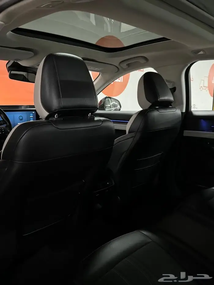 فورد تورس تيتانيوم فل كامل 2023 10