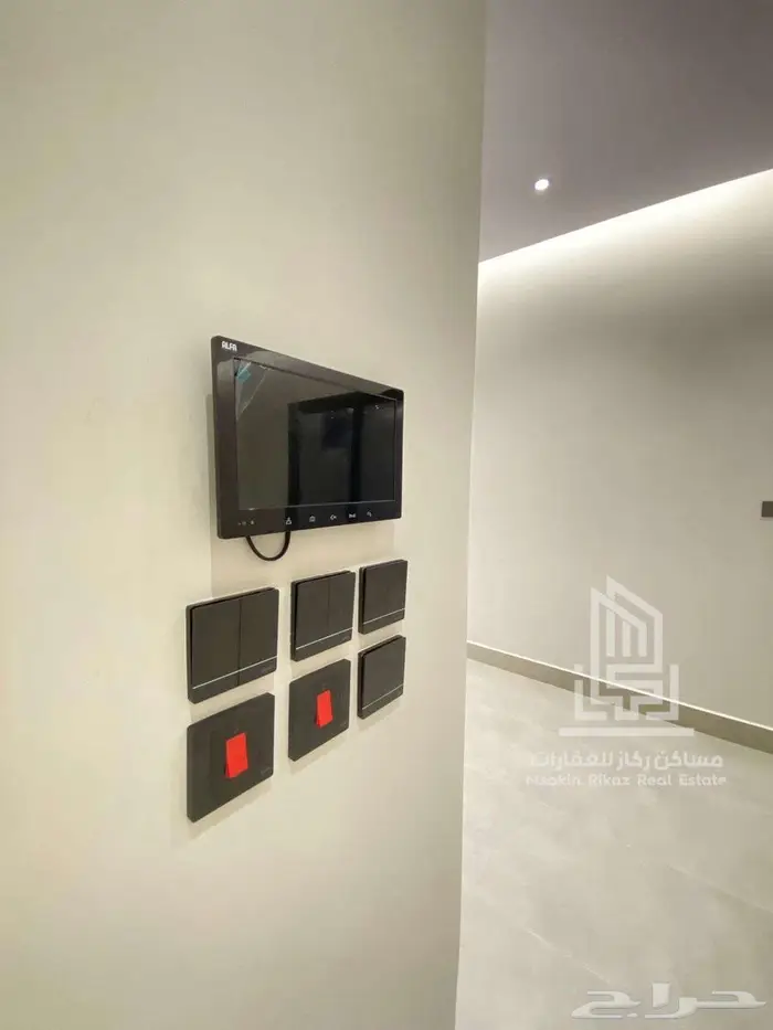 امتلك تاون هاوس أرضي راق بحي الروابي اليوم 9