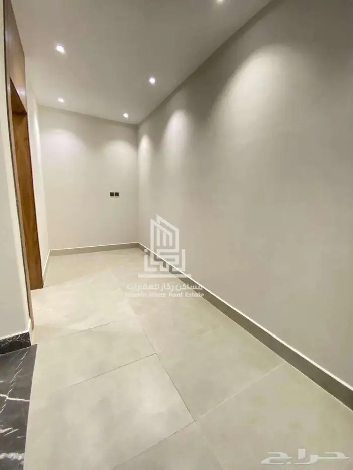 امتلك تاون هاوس أرضي راق بحي الروابي اليوم 14