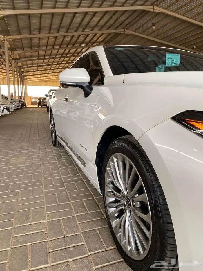 تويوتا أفالون بيرميوم سعودي (أول مالك ) 2022 5