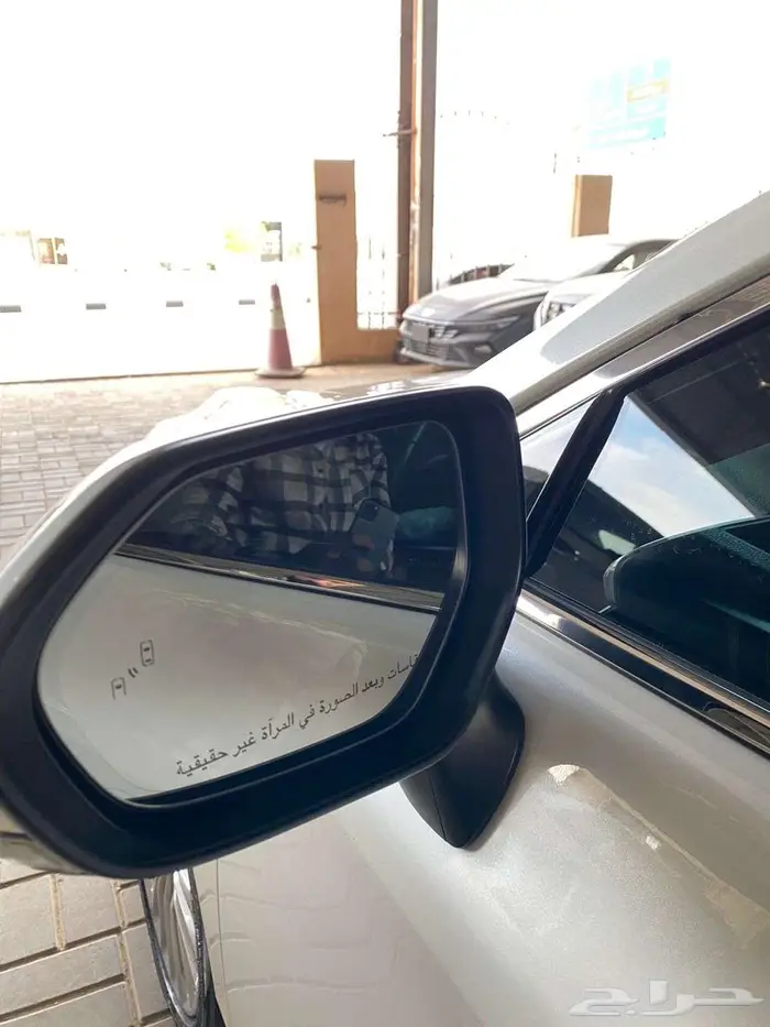 تويوتا أفالون بيرميوم سعودي (أول مالك ) 2022 12