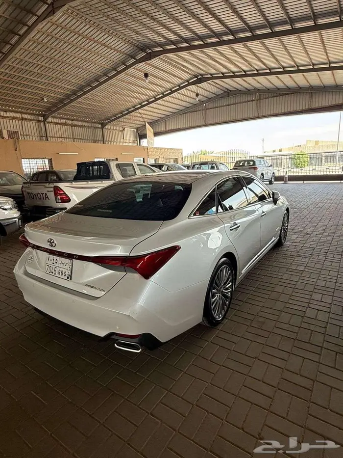 تويوتا أفالون بيرميوم سعودي (أول مالك ) 2022 9