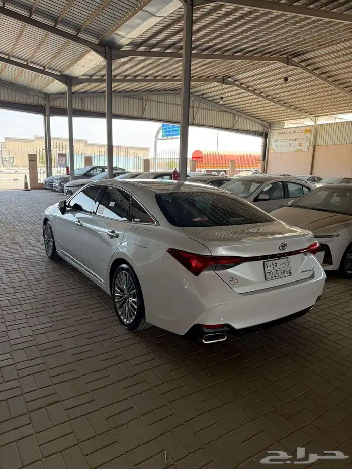 تويوتا أفالون بيرميوم سعودي (أول مالك ) 2022 8