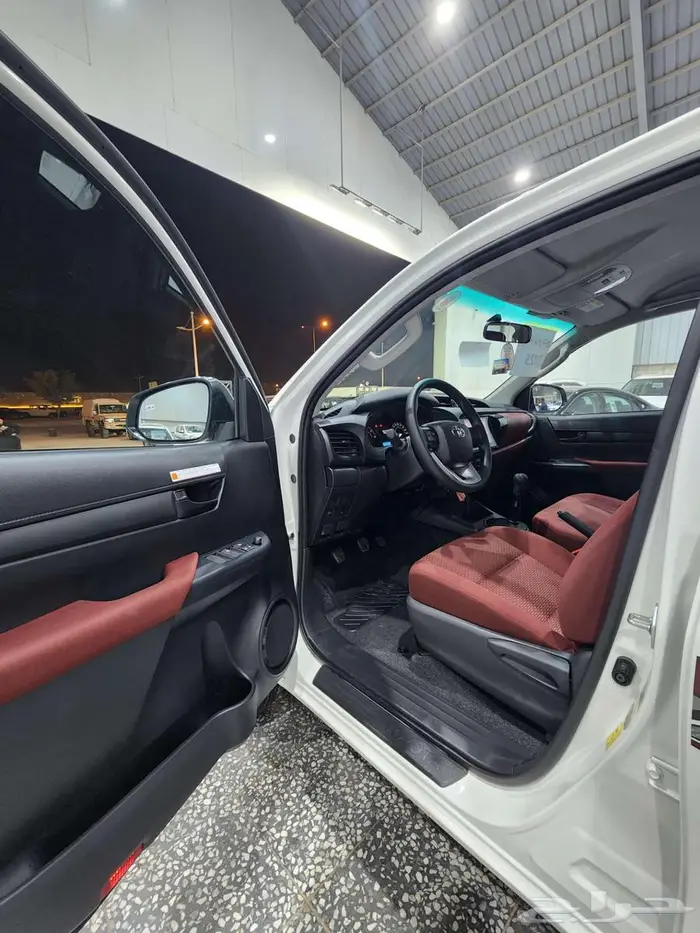 هايلوكس GL2 غمارتين سلق ديزل 2025 السعر 110170 عرض خاااص 9