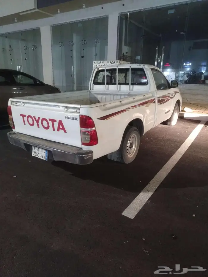 هايلوكس غمارة 2015 ( السعر) 35000 2