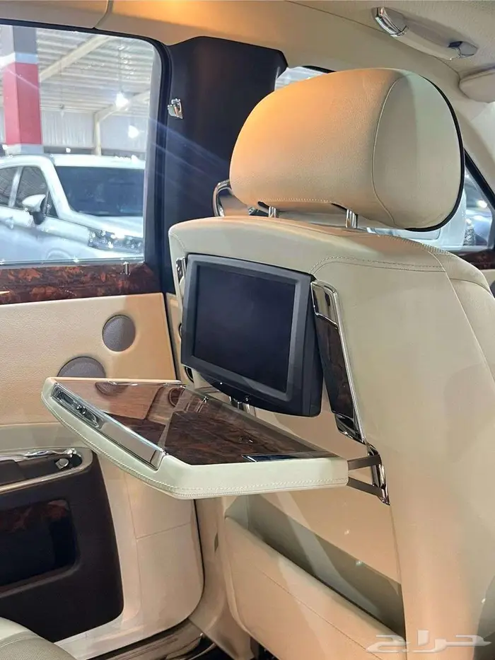 رولز رويس قوست 2015 ( الوكيل محمد يوسف ناغي ) 15