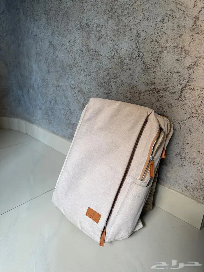 شنطة ظهر للسفر من Nordace الكندية 0